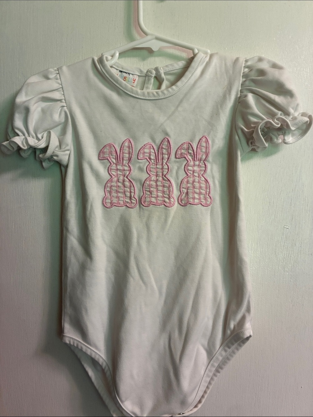 Kids White One-Piece Bodysuit with Pink Bunny Appliqué